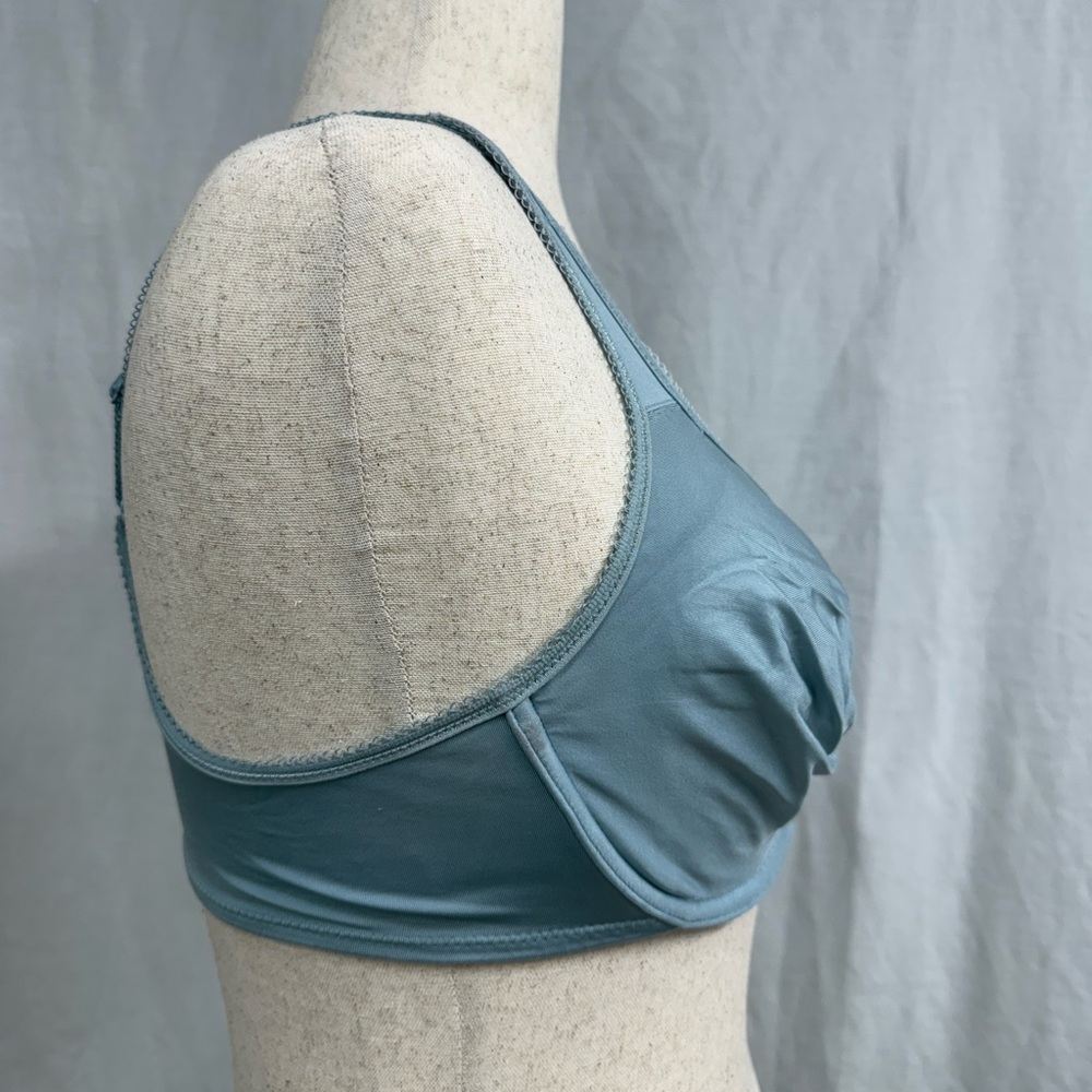 Wacoal Basic Beauty Underwire Bra - image 2